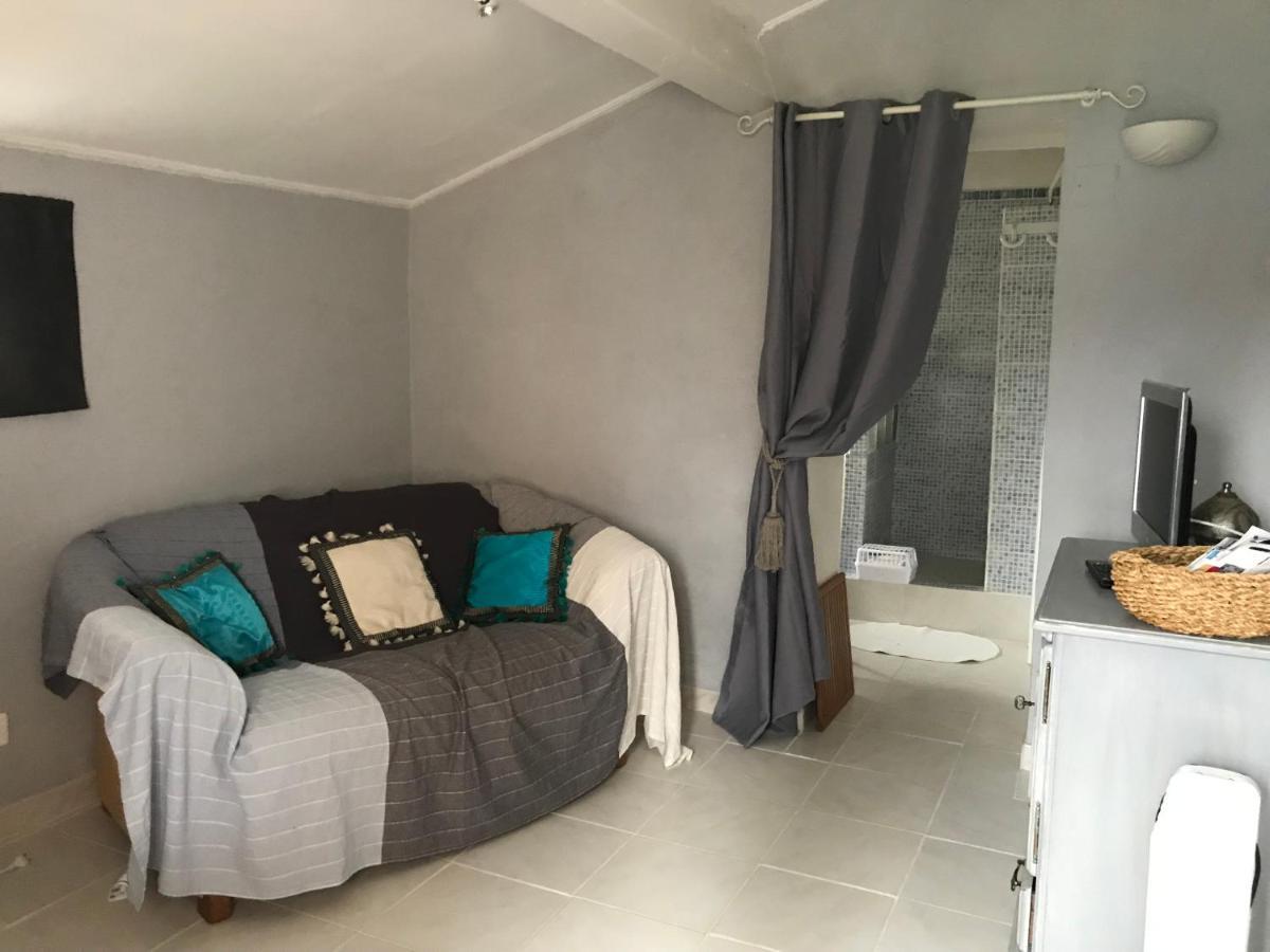 Chambre D'Hotes Le Cedre Apt Kültér fotó